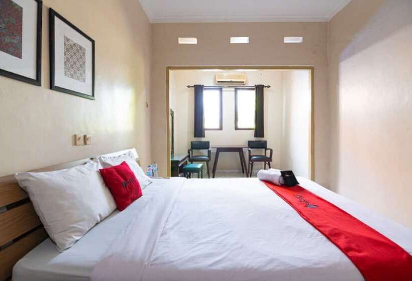 Номер Economy, Reddoorz @ Urip Sumoharjo