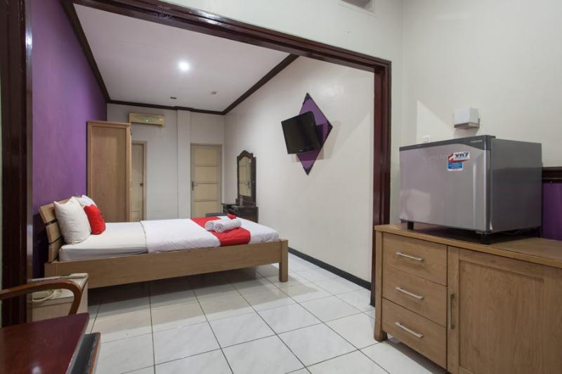 Люкс, Reddoorz @ Urip Sumoharjo