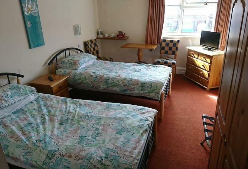 Номер Economy, Blue Boar Inn