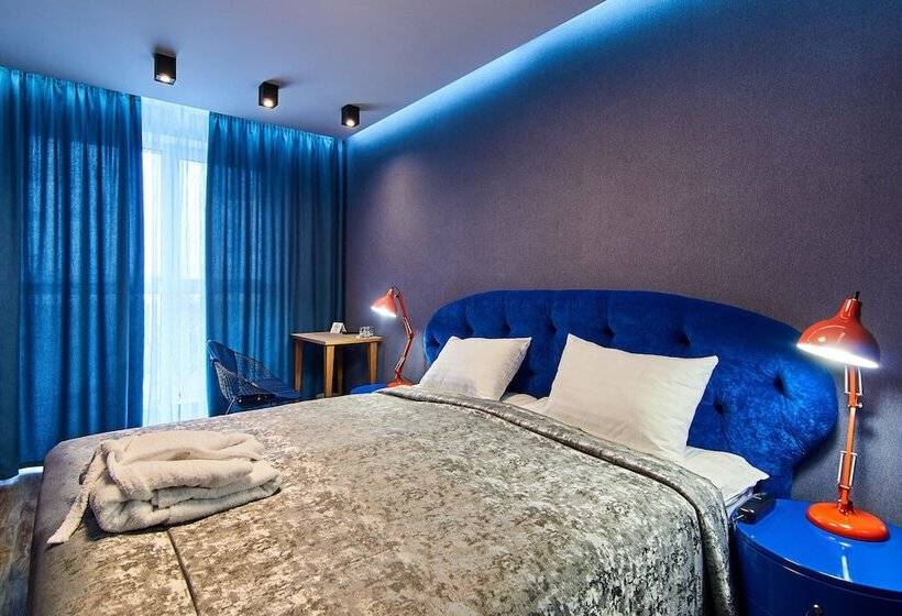 اتاق استاندارد, Light