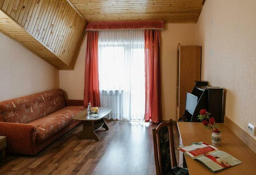 سوییت جونیور, Zelenyy Bir