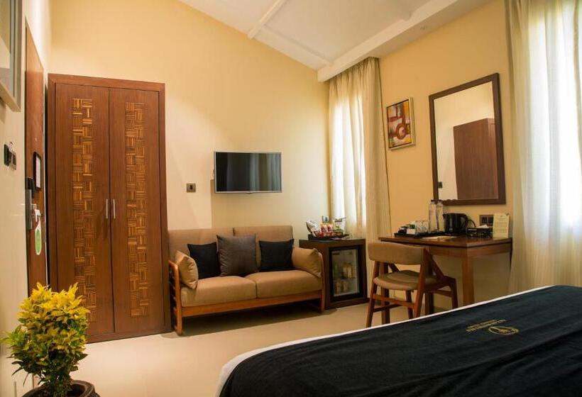 غرفة قياسية سرير كينج, Fazlani Natures Nest  The Wellness Retreat