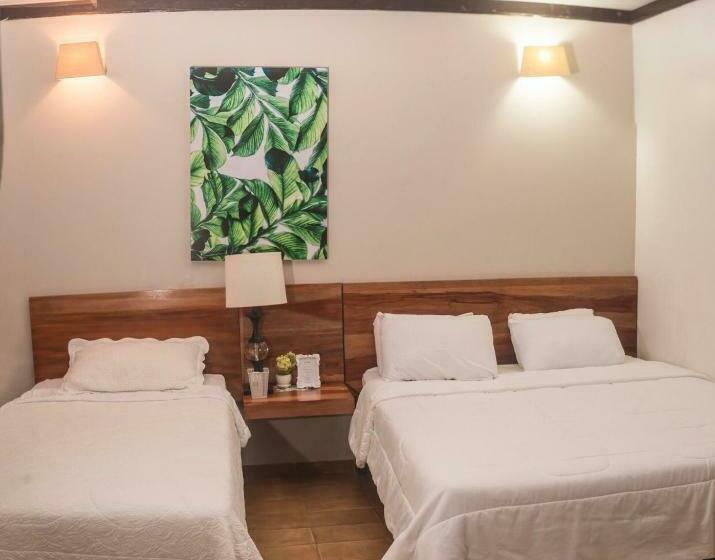 חדר סטנדרט לשלושה, Madreselva