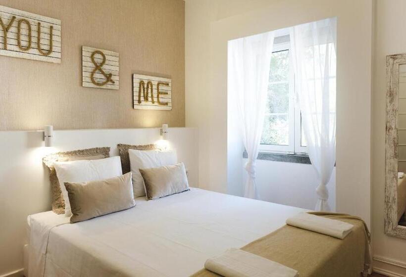 Deluxe Suite King Bed, 4u Lisbon Airport Suites