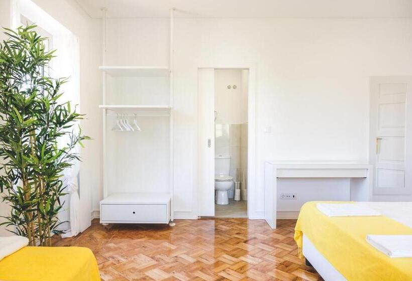 سوییت خانوادگی, 4u Lisbon Airport Suites