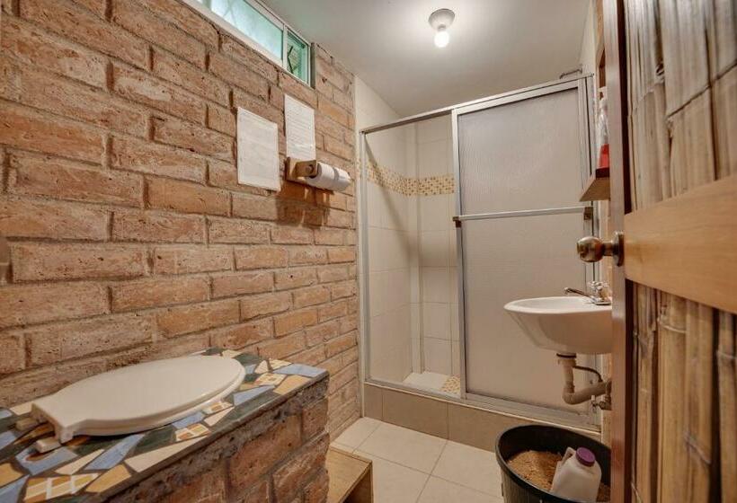 スタンダードルーム, Hostal Pakay