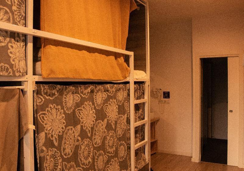 سرير فى غرفة مشتركه, Cantagua Hostel