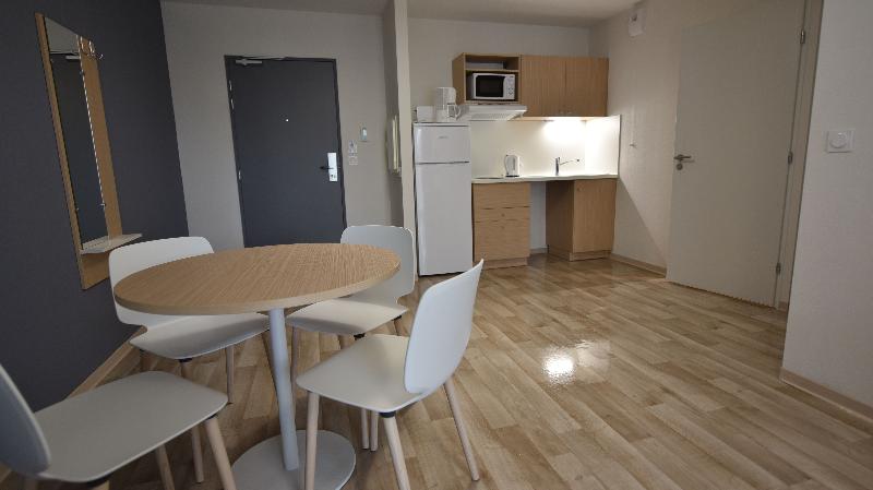 スタンダードスタジオ, Residence Bella Vista