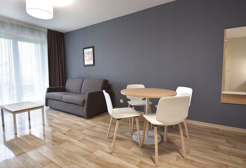 スタンダードスタジオ, Residence Bella Vista