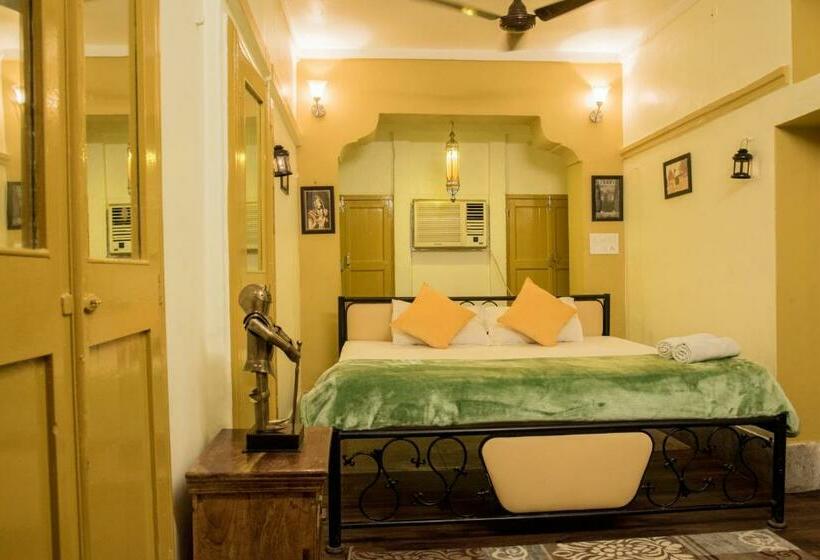 اتاق سوپریور, Zostel Jodhpur  Clock Tower