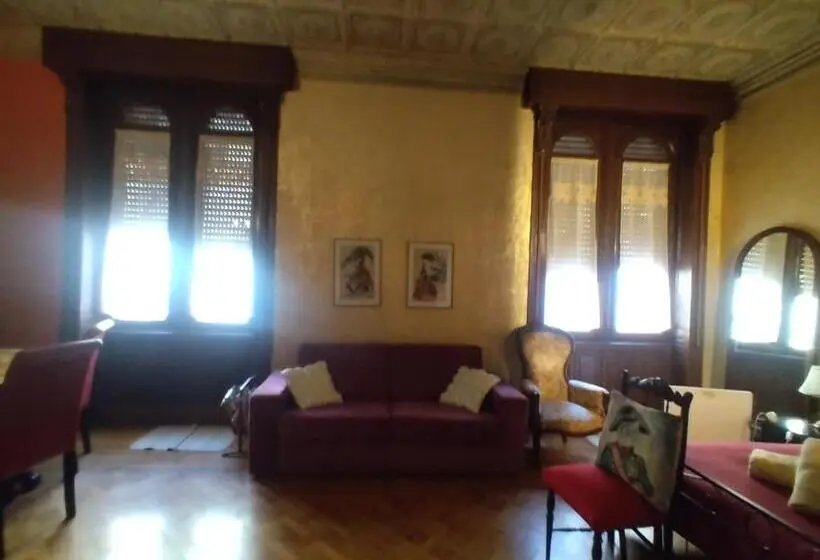 اتاق استاندارد چهار تخته, B&b Amarantha Gothica Genoa