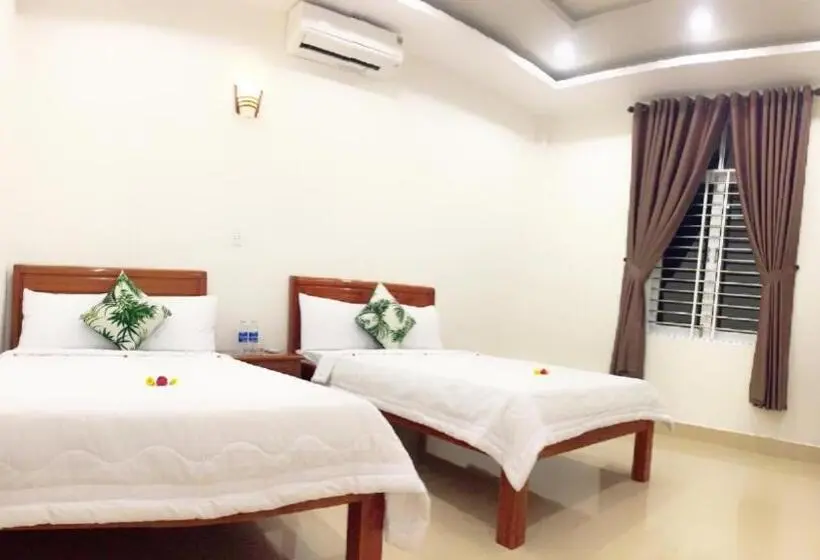 اتاق استاندارد چهار تخته, Canh Duong Motel