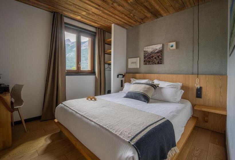 غرفة أساسية, Hôtel Restaurant Le Monêtier