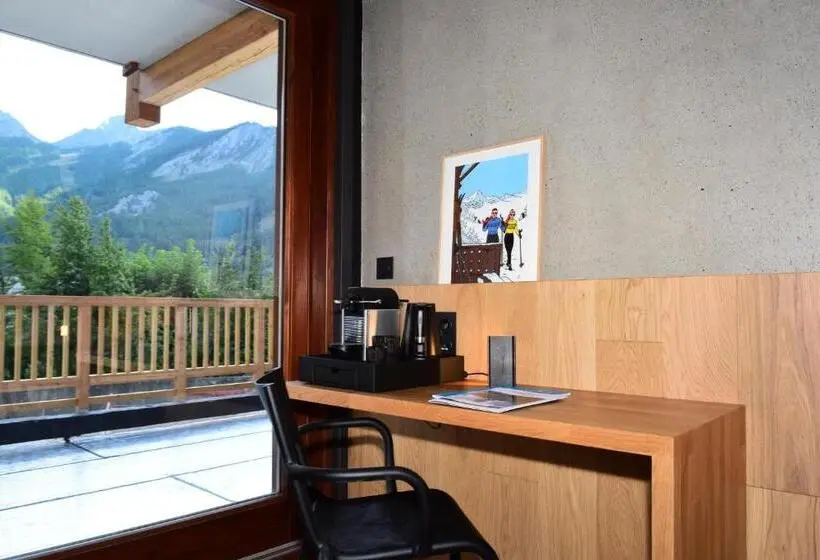 バルコニー付きスタンダードルーム, Hôtel Restaurant Le Monêtier