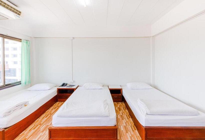 이코노미 트리플 룸, River Hotel The Budget