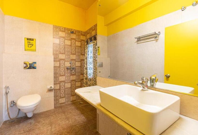 Номер Deluxe, The Hosteller Jaipur