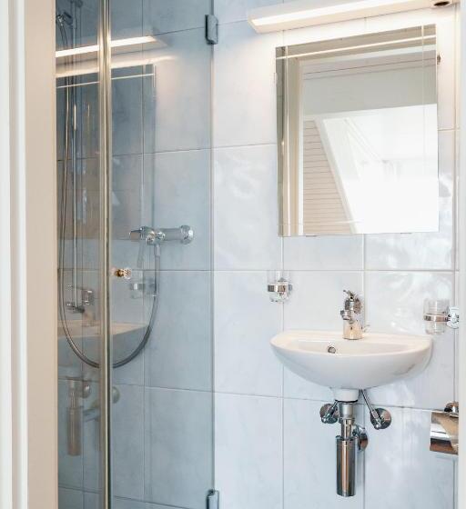 اتاق استاندارد با چشمانداز دریاچه, Lake Villa Lotus