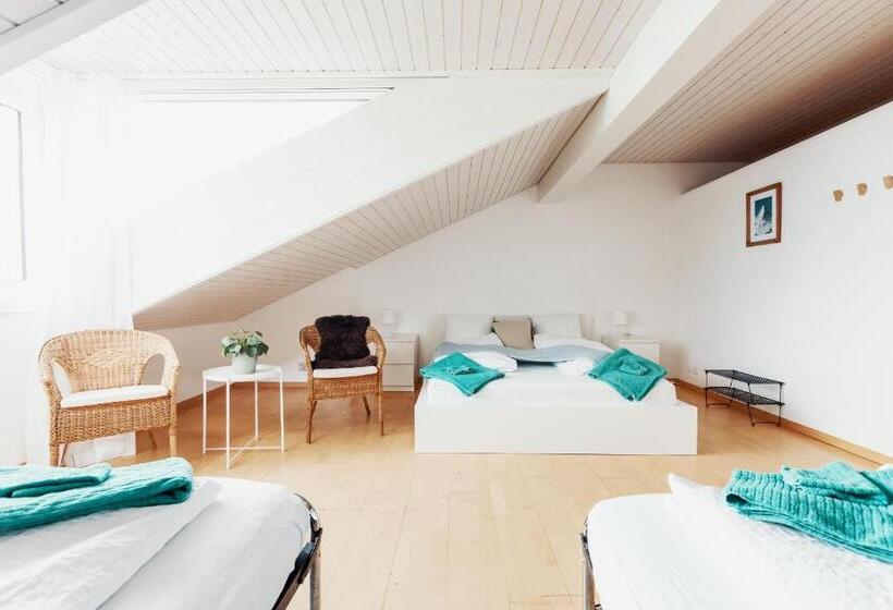 اتاق استاندارد چهار تخته, Lake Villa Lotus