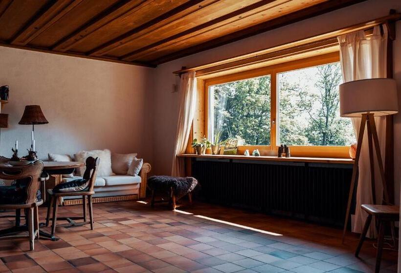 ویلای 1 خوابه, Lake Villa Lotus