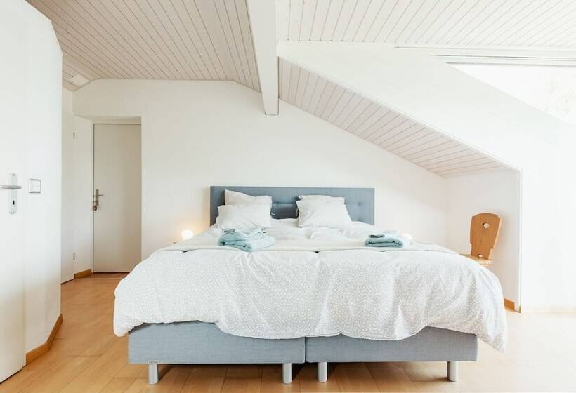 ویلای 1 خوابه, Lake Villa Lotus