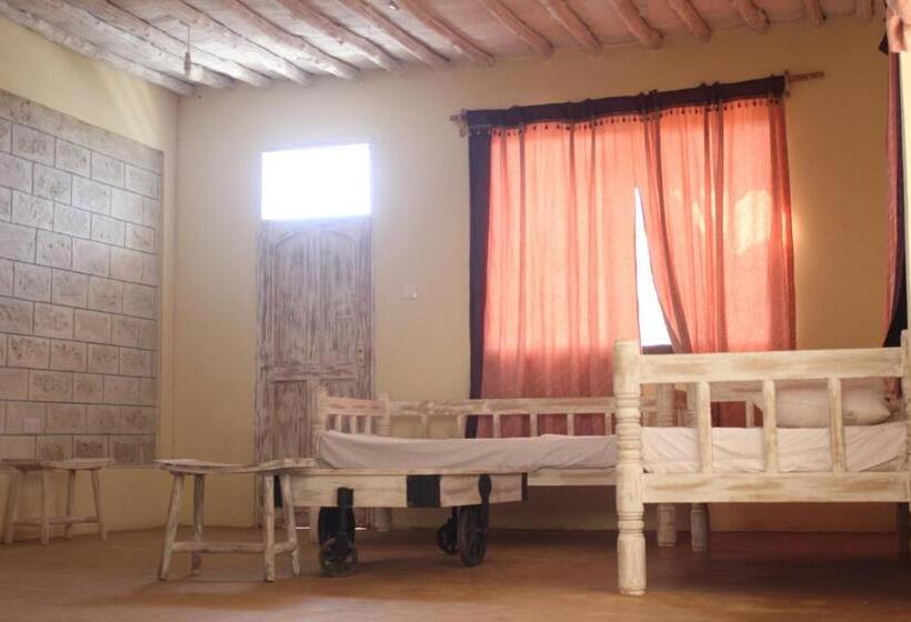 سوییت لوکس, Dreamland