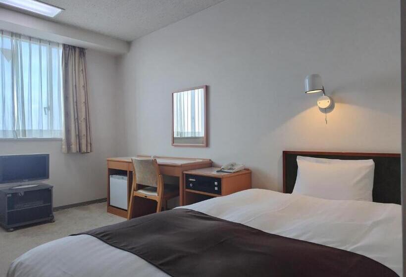 غرفة قياسية فردية, New Grand