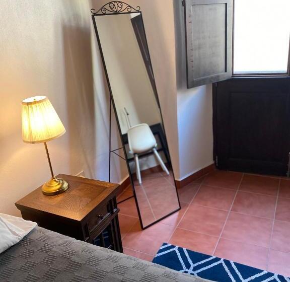 اتاق لوکس با بالکن, 352 Guest House Hotel Boutique