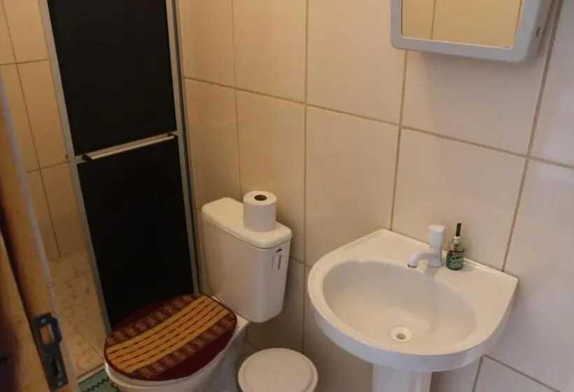 Economy Yhden Hengen Huone, Pousada Bela Vista