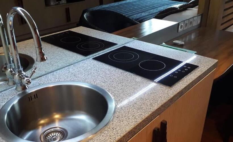 Estudio Estàndard, Apartemen Senayan