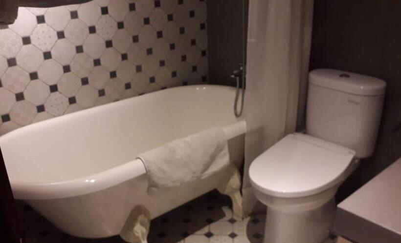 Estudio Estàndard, Apartemen Senayan