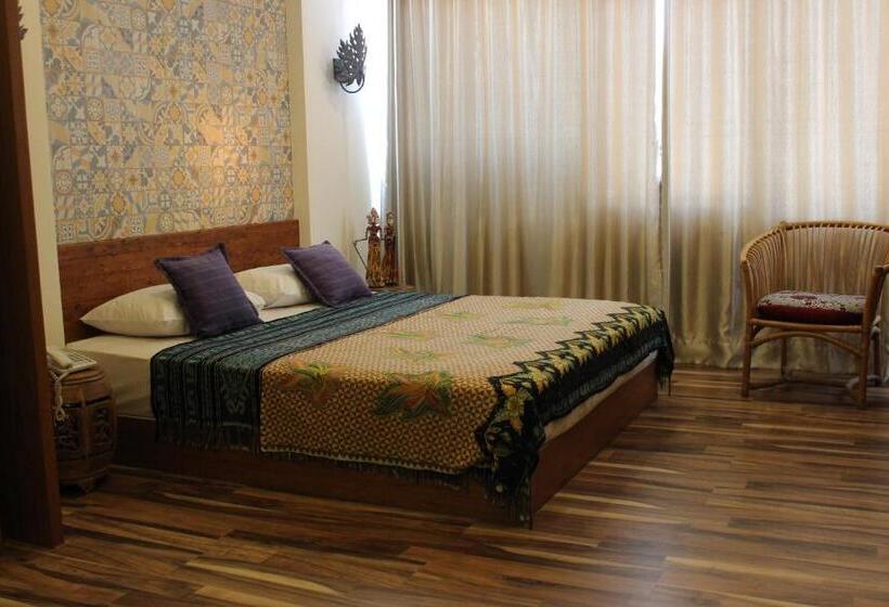 Estudio Estàndard, Apartemen Senayan