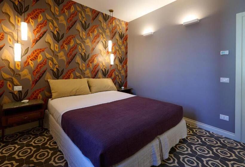اتاق لوکس با بالکن, Villa Marengo Guest House