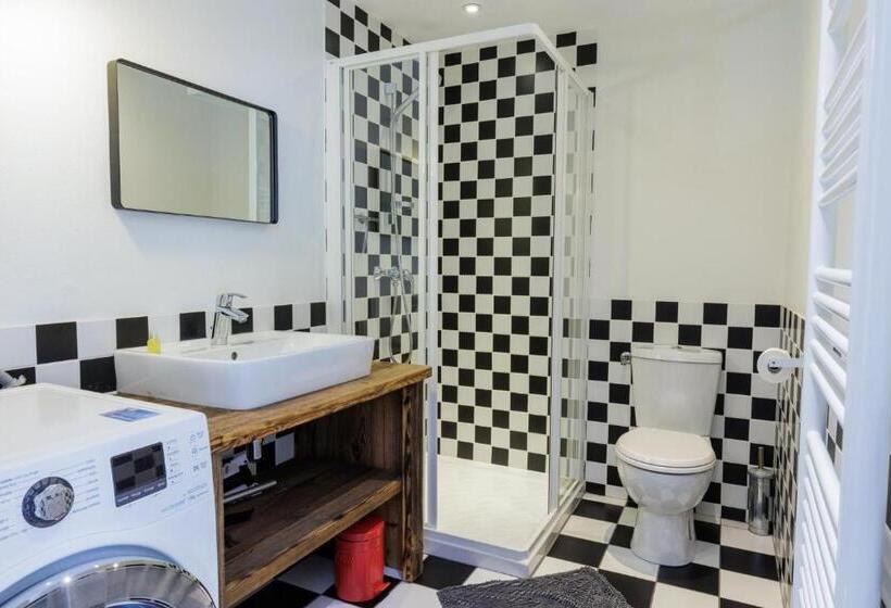 4인용 스탠다드 룸, La Casse Deserte