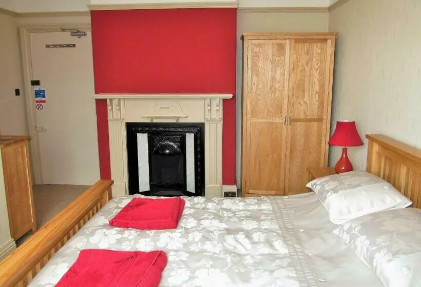 اتاق لوکس با تخت بزرگ, Whitehaven Guest House