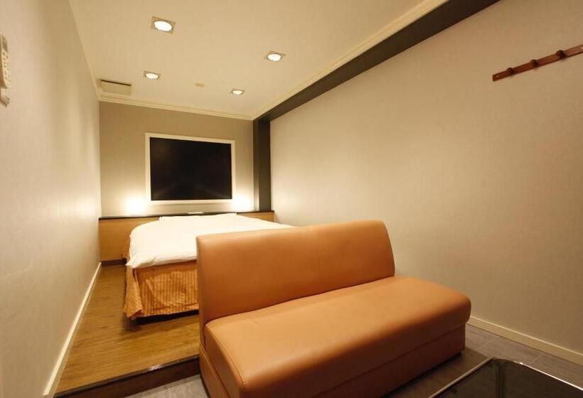 חדר אקונומי, Mio