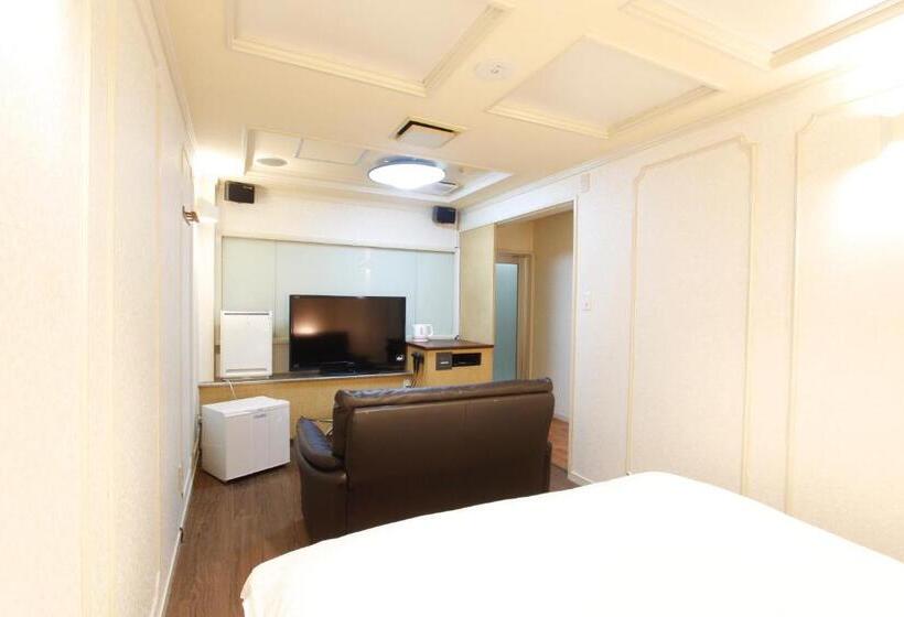 חדר סטנדרט עם מיטת קינג, Mio