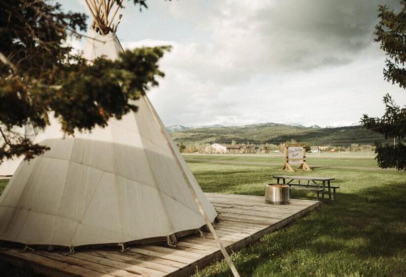 سوییت لوکس, Teton Valley Resort