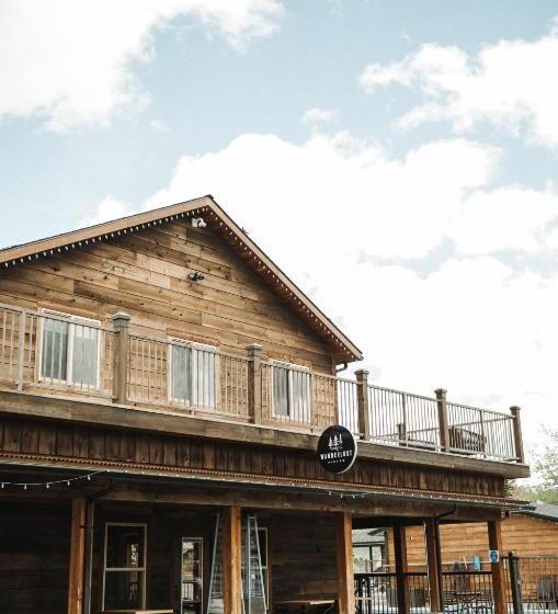 سوییت لوکس, Teton Valley Resort