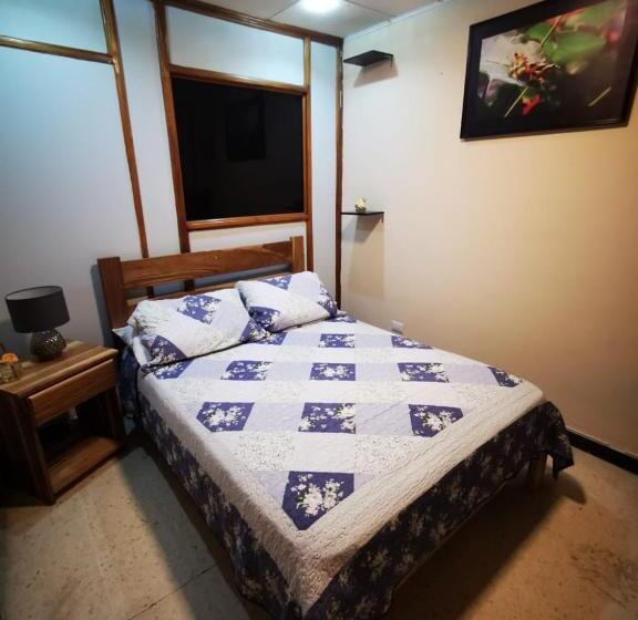 Номер Deluxe, Toucan Hostel