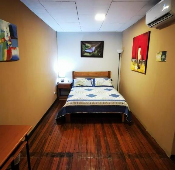Номер Deluxe, Toucan Hostel