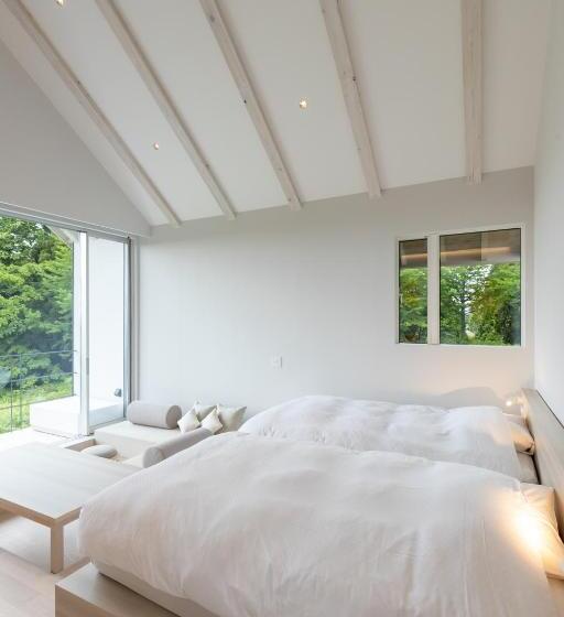 جناح مزود بتراس, Kamosu Mori