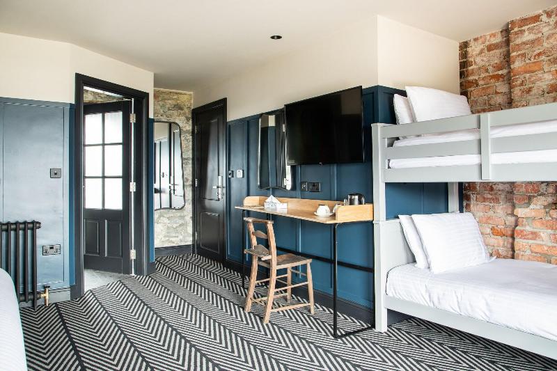 Семейный Номер, Avoca