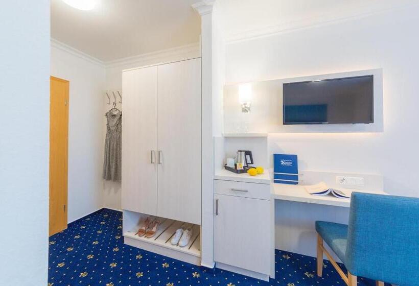 חדר בסיסי, Dependance Am Alt Gaarzer Eck