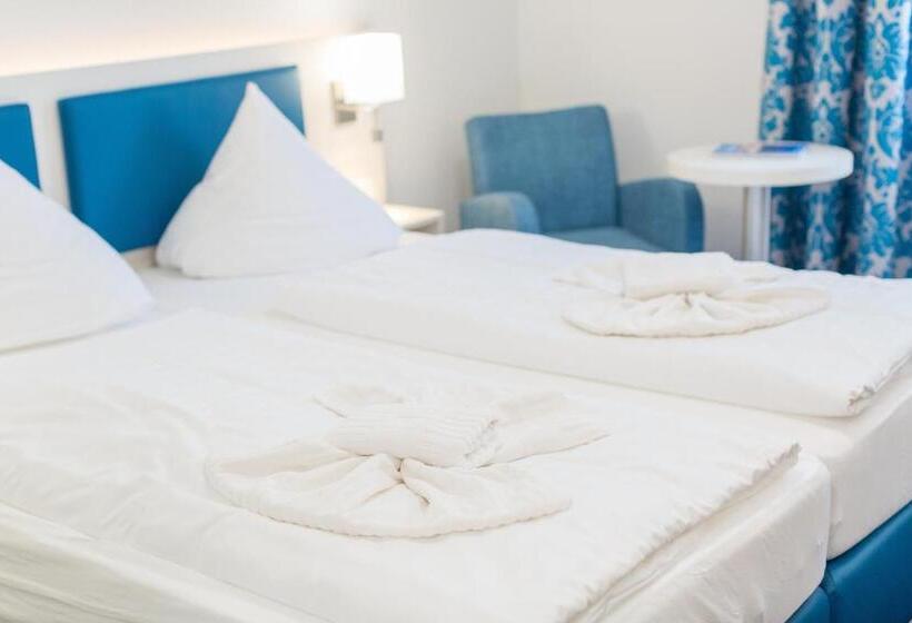 חדר סופריור, Dependance Am Alt Gaarzer Eck