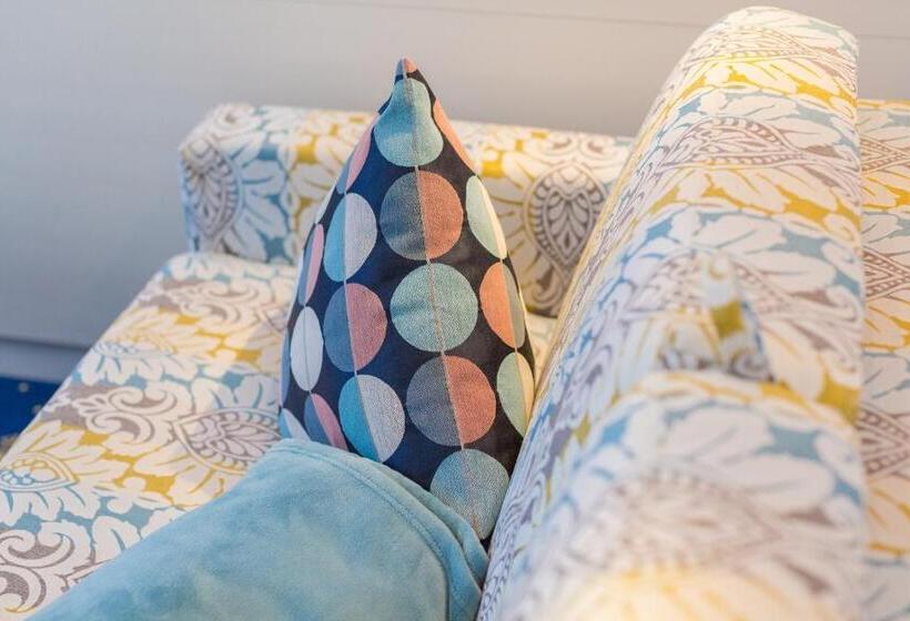 סוויטת ג'וניור, Dependance Am Alt Gaarzer Eck