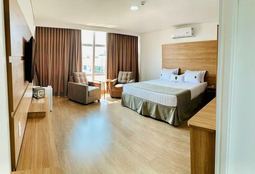 Superior Suite, Riellis Center