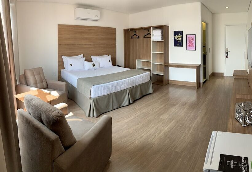 Pokój Deluxe, Riellis Center