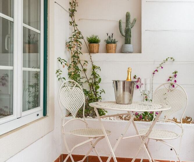 جناح عائلي, 19 Tile Ceramic Concept by Unlock Hotels