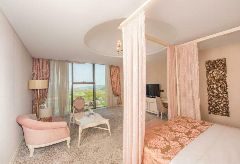 سوییت, Quba Palace Hotel & Golf Resort