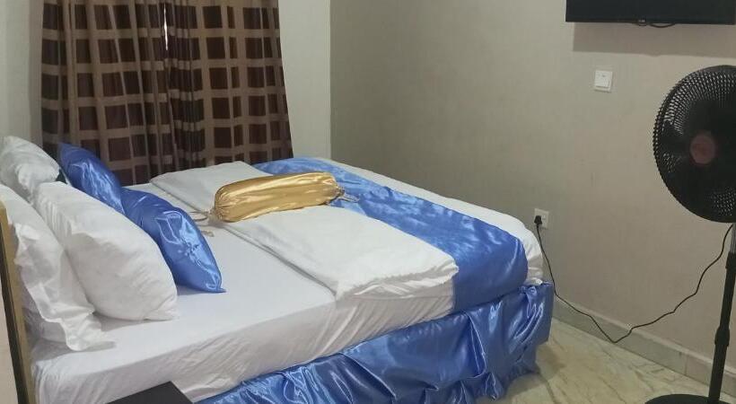 اتاق سوپریور, Nue Crest Hotels & Suites